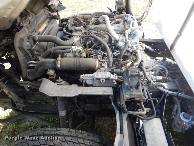 image for item GM9119 2012 Isuzu NPR  refrigerated truck