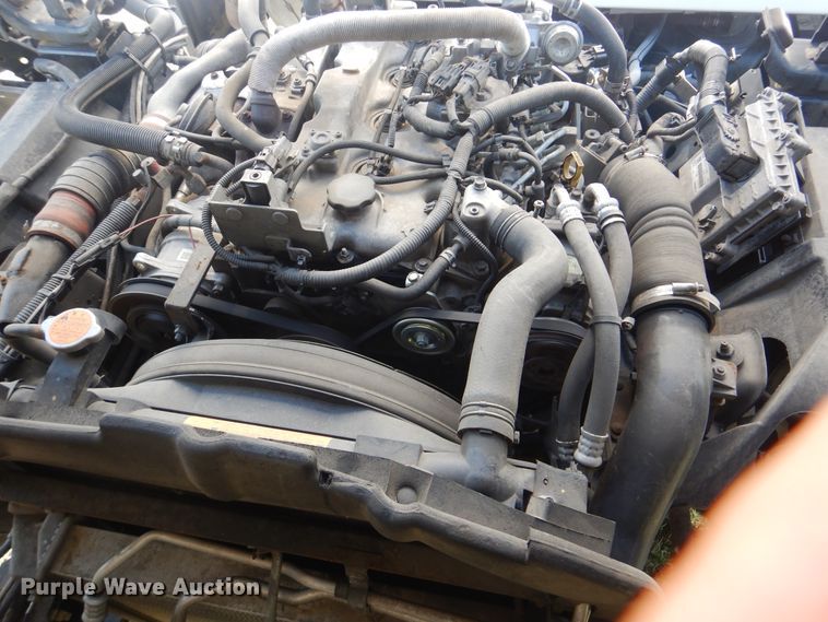 image for item GM9119 2012 Isuzu NPR  refrigerated truck