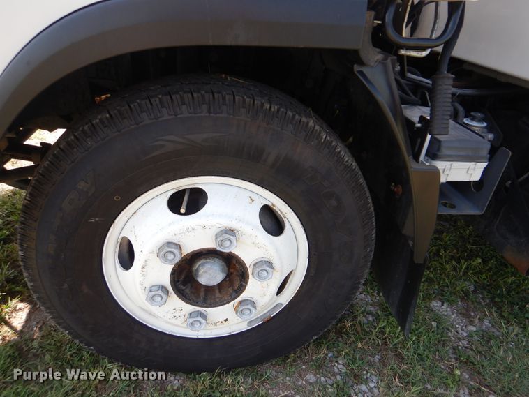 image for item GM9119 2012 Isuzu NPR  refrigerated truck