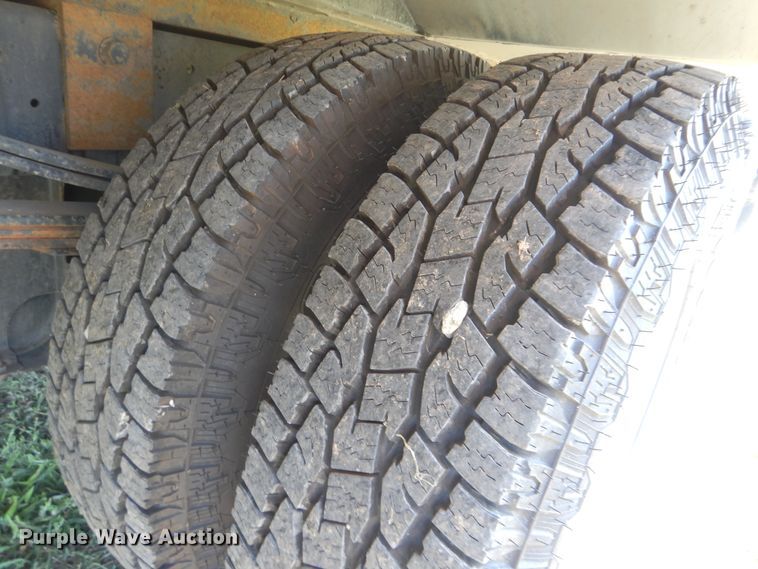 image for item GM9119 2012 Isuzu NPR  refrigerated truck