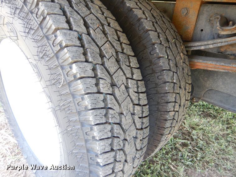 image for item GM9119 2012 Isuzu NPR  refrigerated truck