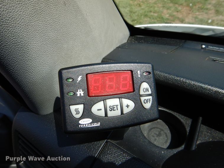 image for item GM9123 2009 Freightliner Sprinter 3500  shuttle bus