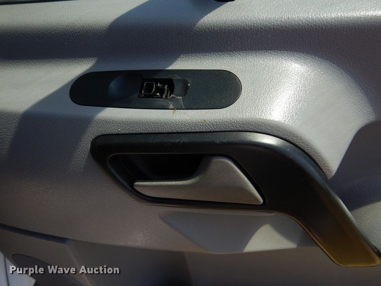 image for item GM9123 2009 Freightliner Sprinter 3500  shuttle bus