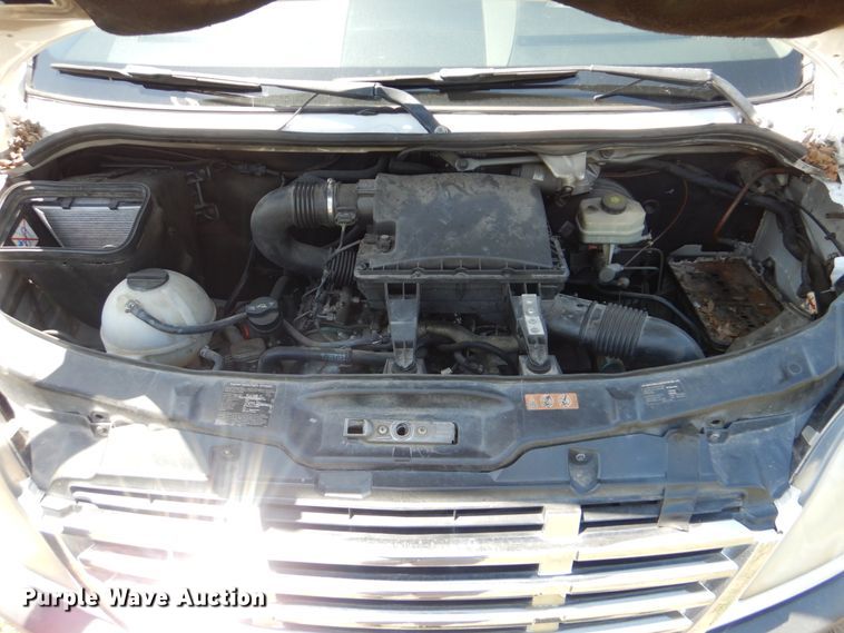 image for item GM9123 2009 Freightliner Sprinter 3500  shuttle bus