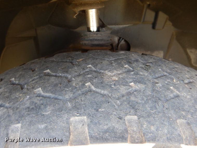 image for item GM9123 2009 Freightliner Sprinter 3500  shuttle bus