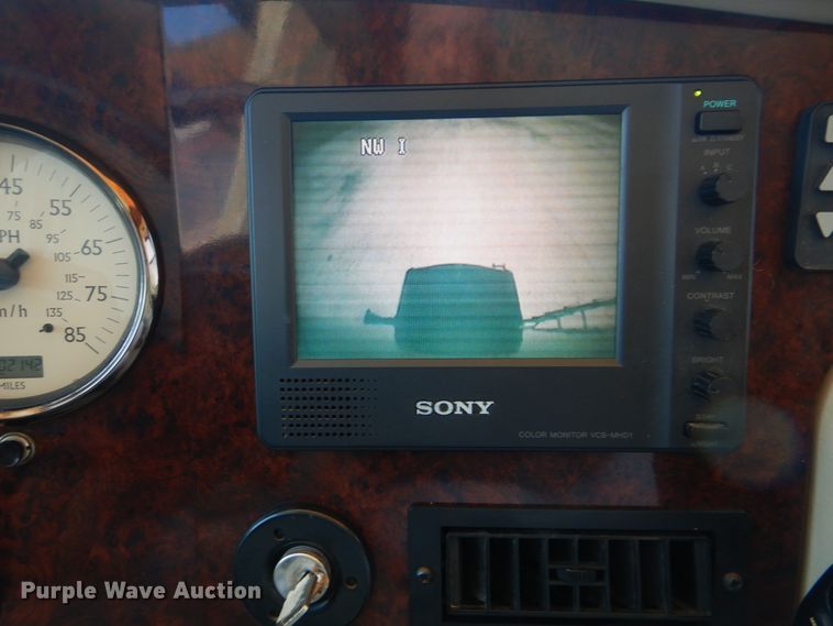 image for item GM9126 2003 Monaco Windsor 40PBDD  RV