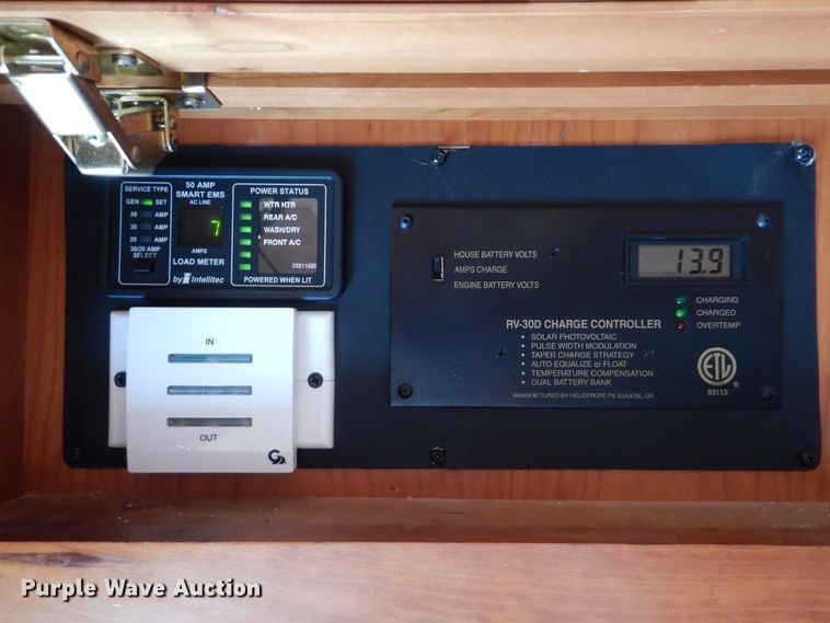 image for item GM9126 2003 Monaco Windsor 40PBDD  RV