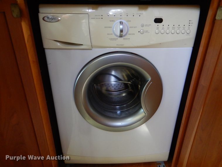 image for item GM9126 2003 Monaco Windsor 40PBDD  RV