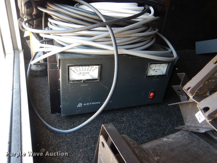 image for item GM9126 2003 Monaco Windsor 40PBDD  RV