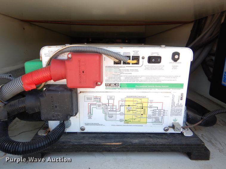 image for item GM9126 2003 Monaco Windsor 40PBDD  RV