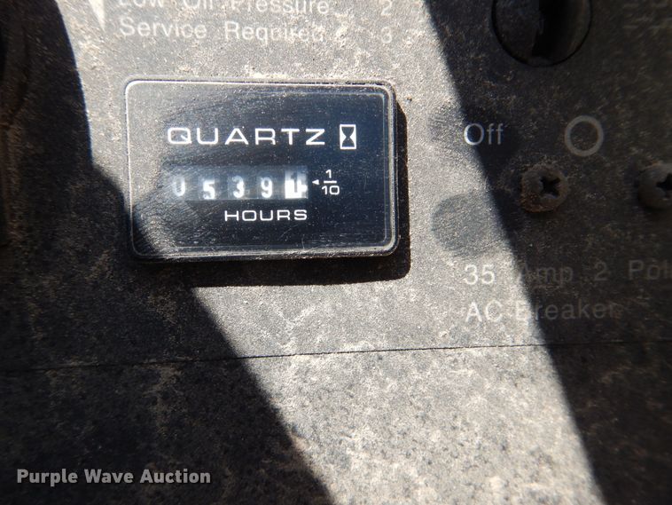 image for item GM9126 2003 Monaco Windsor 40PBDD  RV