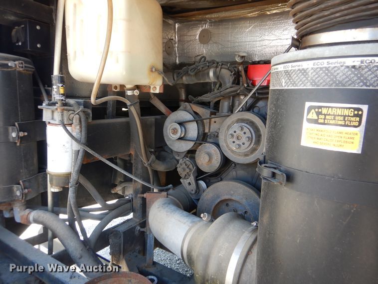 image for item GM9126 2003 Monaco Windsor 40PBDD  RV