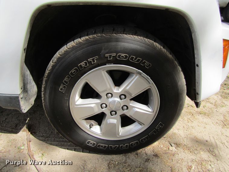 image for item GQ9090 2012 Jeep Liberty  SUV