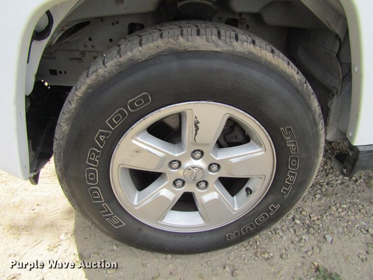 image for item GQ9090 2012 Jeep Liberty  SUV