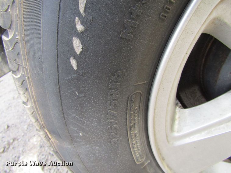 image for item GQ9090 2012 Jeep Liberty  SUV