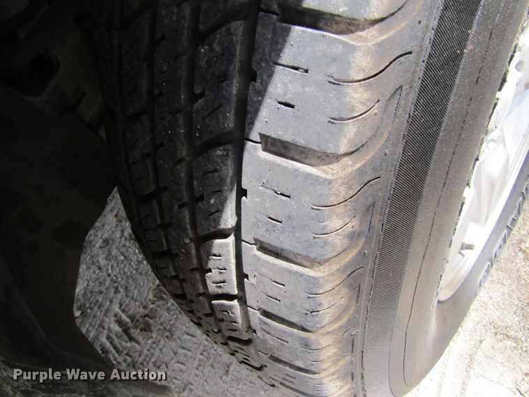 image for item GQ9090 2012 Jeep Liberty  SUV