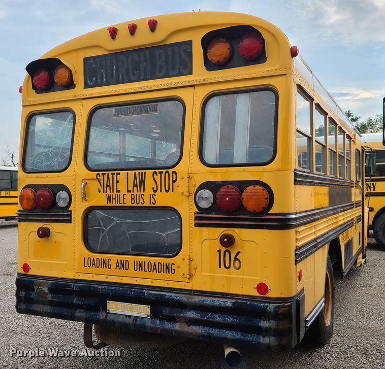 image for item GT9115 1992 International 3700  Blue Bird school bus
