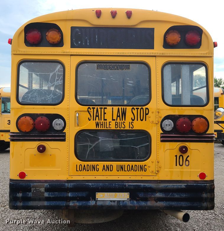image for item GT9115 1992 International 3700  Blue Bird school bus