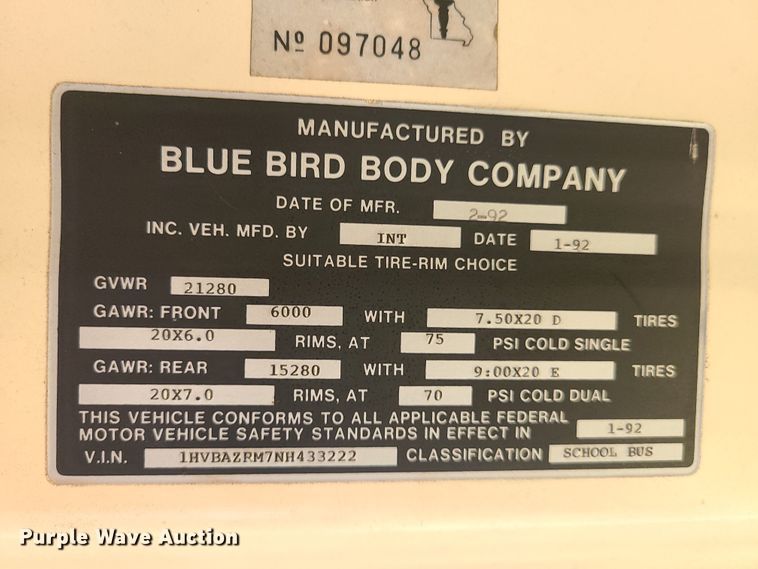 image for item GT9115 1992 International 3700  Blue Bird school bus