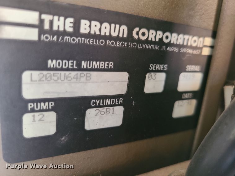 image for item GT9115 1992 International 3700  Blue Bird school bus