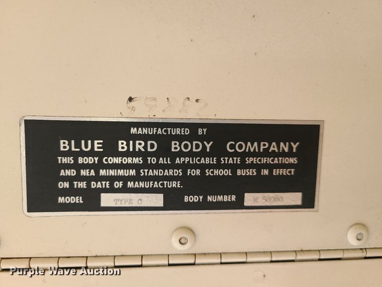 image for item GT9115 1992 International 3700  Blue Bird school bus