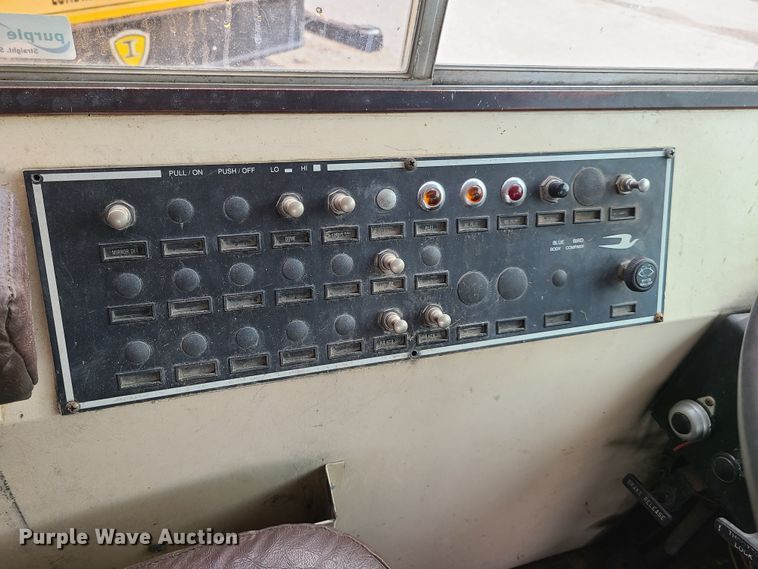 image for item GT9116 1993 Blue Bird TC2000  school bus