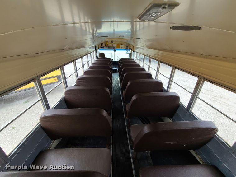 image for item GT9116 1993 Blue Bird TC2000  school bus