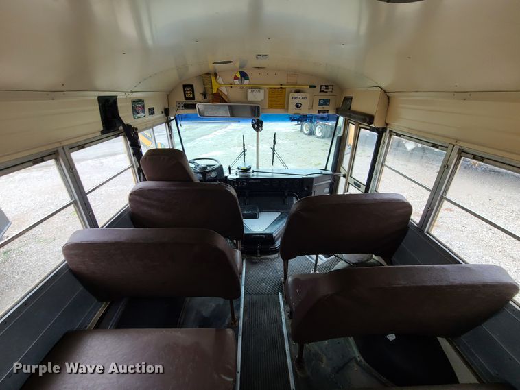 image for item GT9116 1993 Blue Bird TC2000  school bus