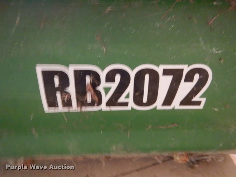 image for item GV9205 2005 John Deere 3320  MFWD tractor