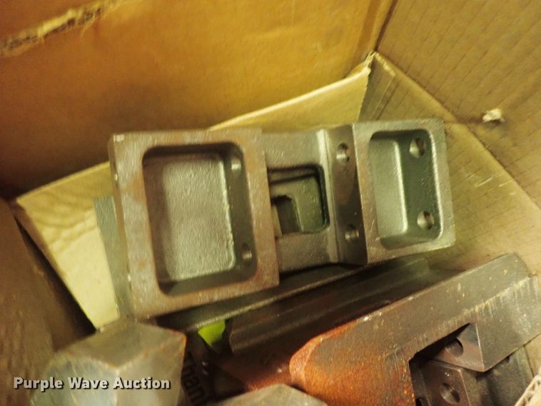 image for item GV9626 Vermeer parts and tools