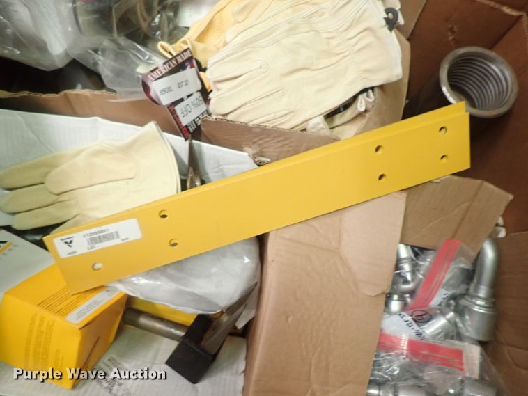 image for item GV9626 Vermeer parts and tools