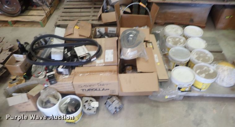 image for item GV9626 Vermeer parts and tools