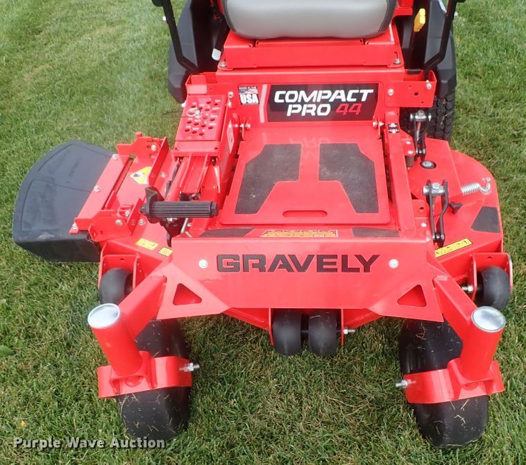 image for item GV9659 Gravely Compact Pro 44 ZTR lawn mower