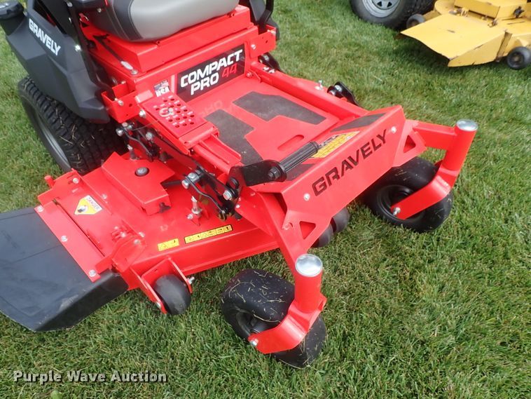 image for item GV9659 Gravely Compact Pro 44 ZTR lawn mower