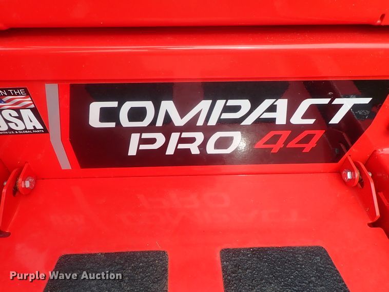 image for item GV9659 Gravely Compact Pro 44 ZTR lawn mower