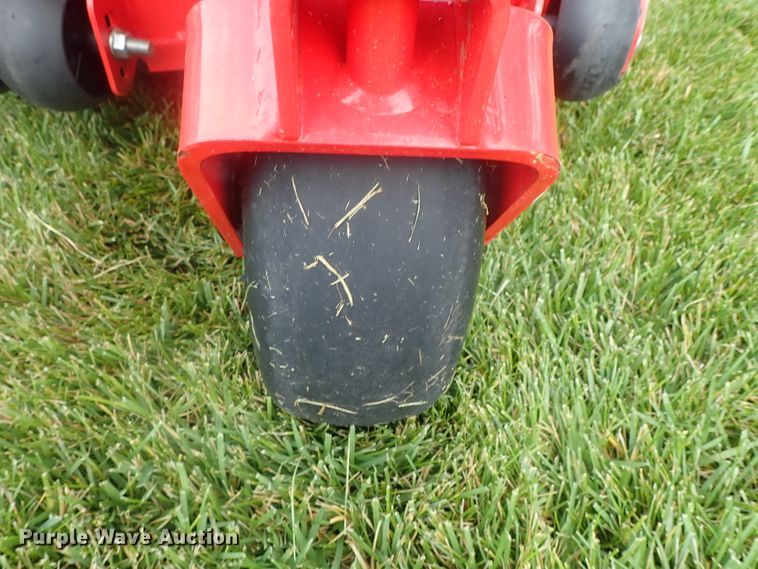 image for item GV9659 Gravely Compact Pro 44 ZTR lawn mower