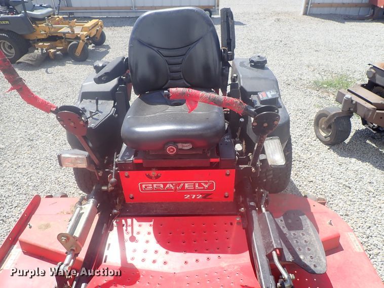 image for item GV9677 Gravely 272 ZTR lawn mower