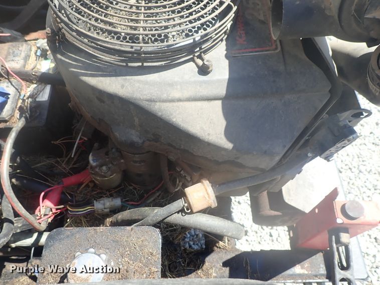 image for item GV9677 Gravely 272 ZTR lawn mower