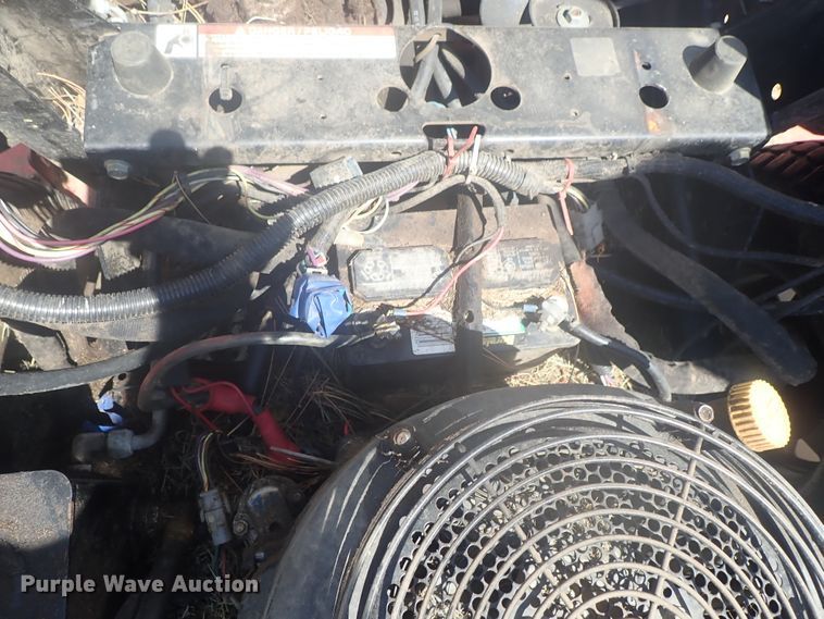 image for item GV9677 Gravely 272 ZTR lawn mower