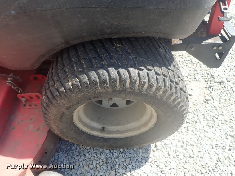 image for item GV9677 Gravely 272 ZTR lawn mower