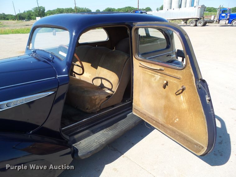 image for item GX9106 1936 Hupmobile 618G  sedan