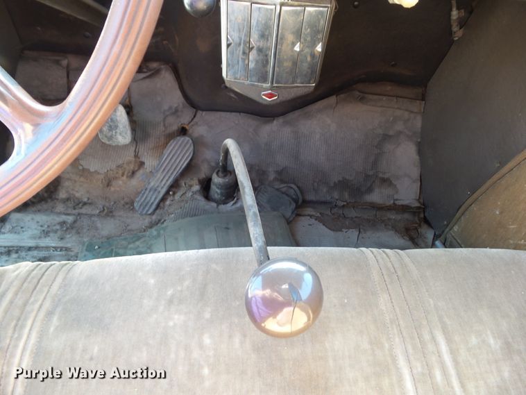 image for item GX9106 1936 Hupmobile 618G  sedan