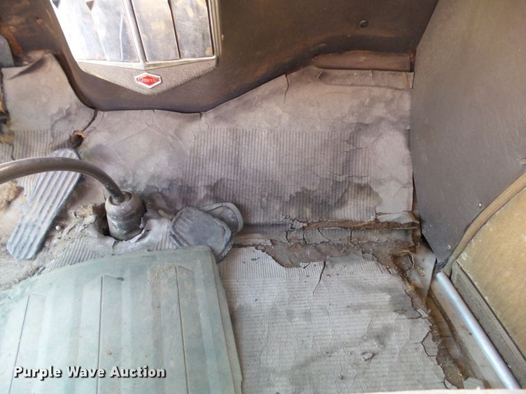 image for item GX9106 1936 Hupmobile 618G  sedan