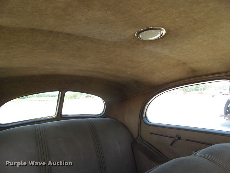 image for item GX9106 1936 Hupmobile 618G  sedan