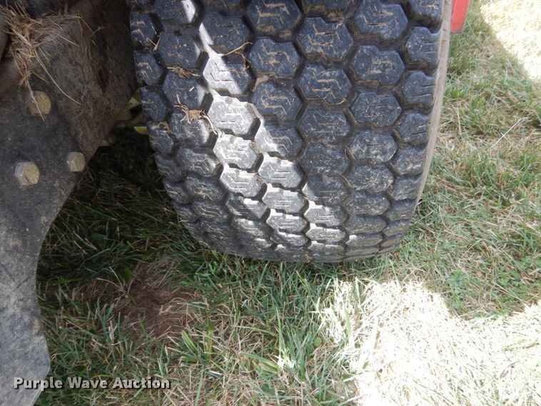 image for item GX9176 Gravely ZT52HD ZTR lawn mower