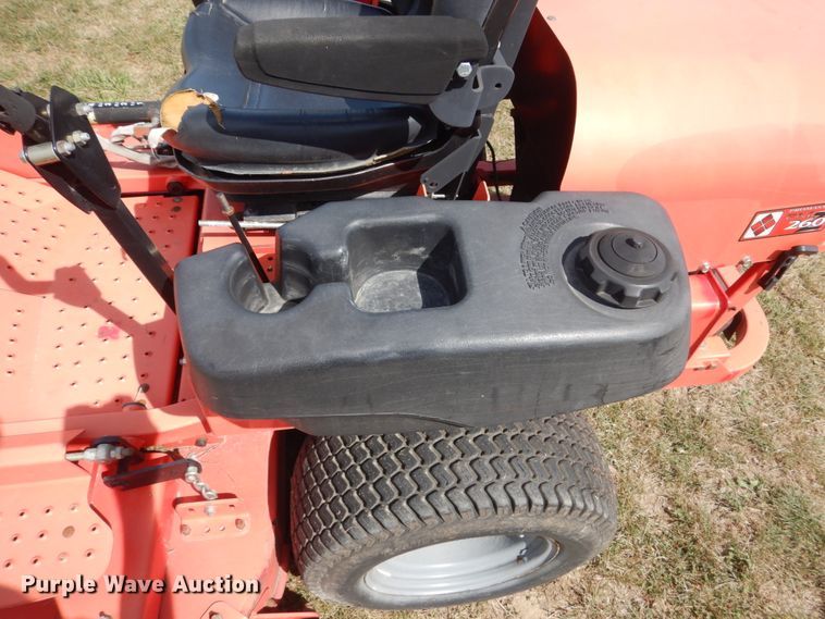 image for item GX9178 Gravely ProMaster PMZ260 ZTR lawn mower