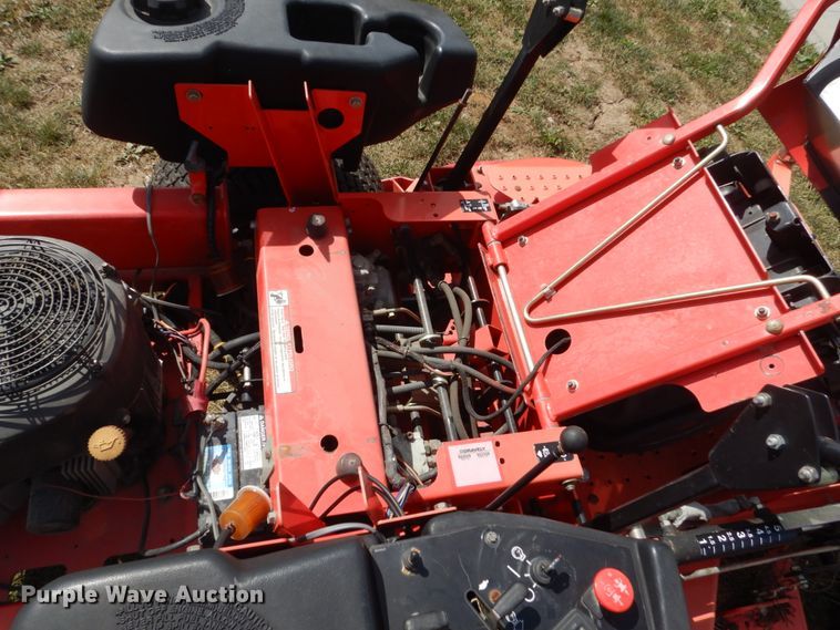 image for item GX9178 Gravely ProMaster PMZ260 ZTR lawn mower