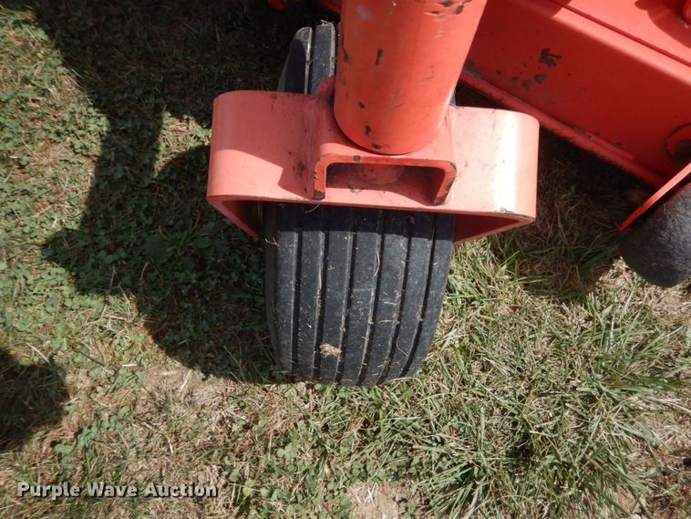 image for item GX9178 Gravely ProMaster PMZ260 ZTR lawn mower