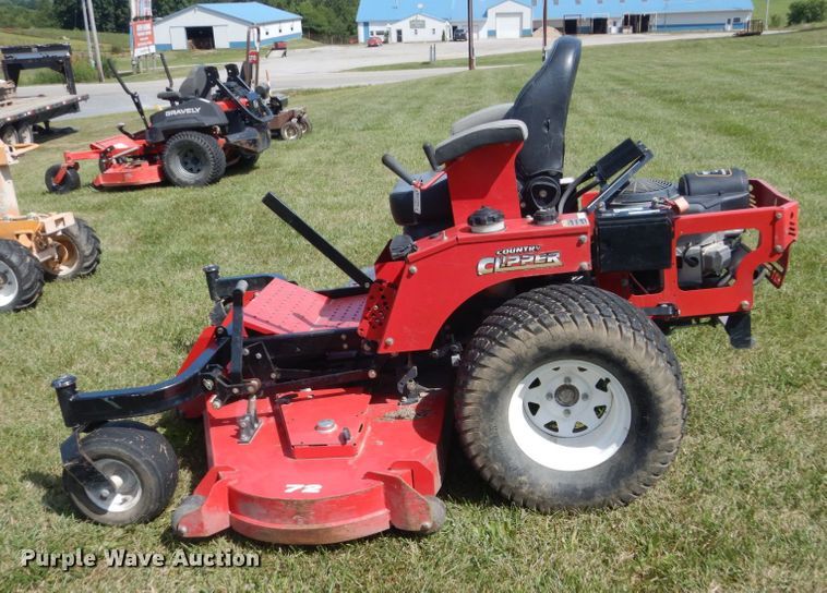 image for item GX9179 Country Clipper 276K0J-SR1210 ZTR lawn mower