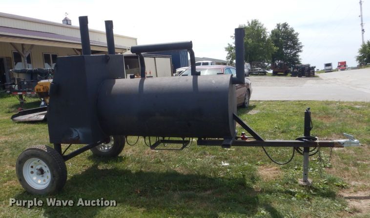 image for item GX9186 Grill and smoker